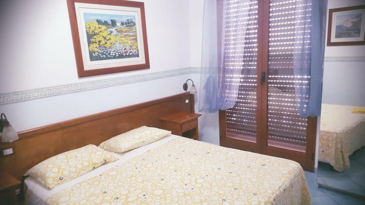 Hotel Morgan Mandurie Extérieur photo